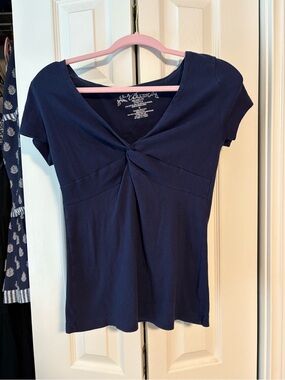 L.A. Blues Navy Twist-Front Short Sleeve Tee